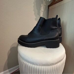 Chelsea boots - size 10